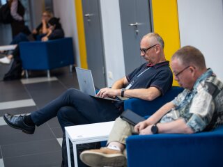 260702B_232.jpg